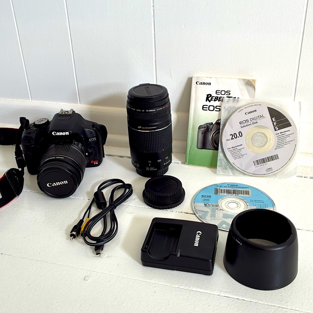 Canon Rebel T1i with extra lens